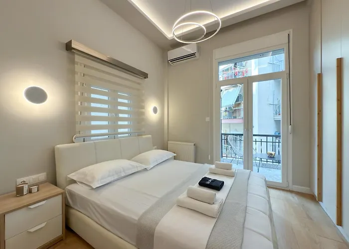 公寓 Luxury Downtown A1 *