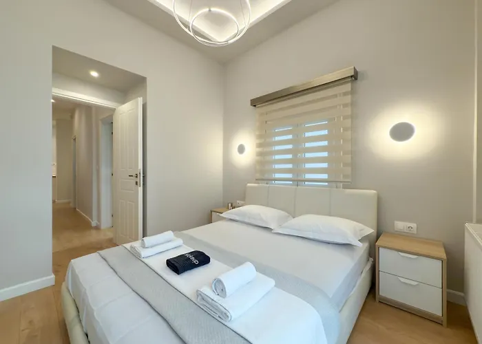 Luxury Downtown A1 公寓