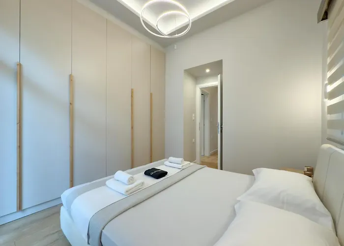 Luxury Downtown A1 *