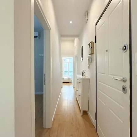 Luxury Downtown A1 테살로니키